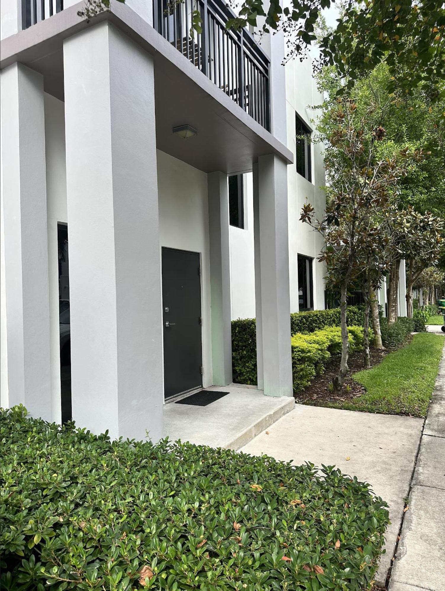 Master Bed Room In Calle Ocho Miami Eksteriør billede