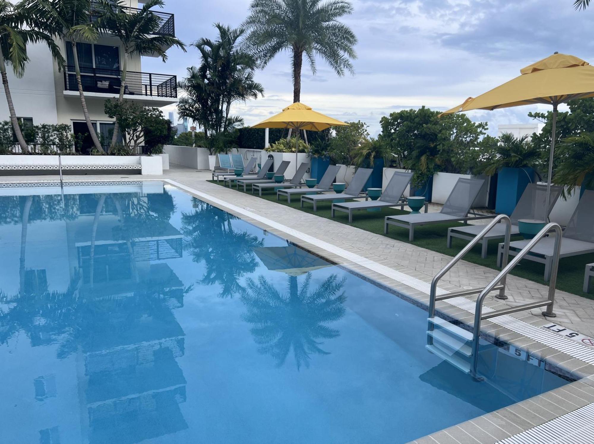 Master Bed Room In Calle Ocho Miami Eksteriør billede
