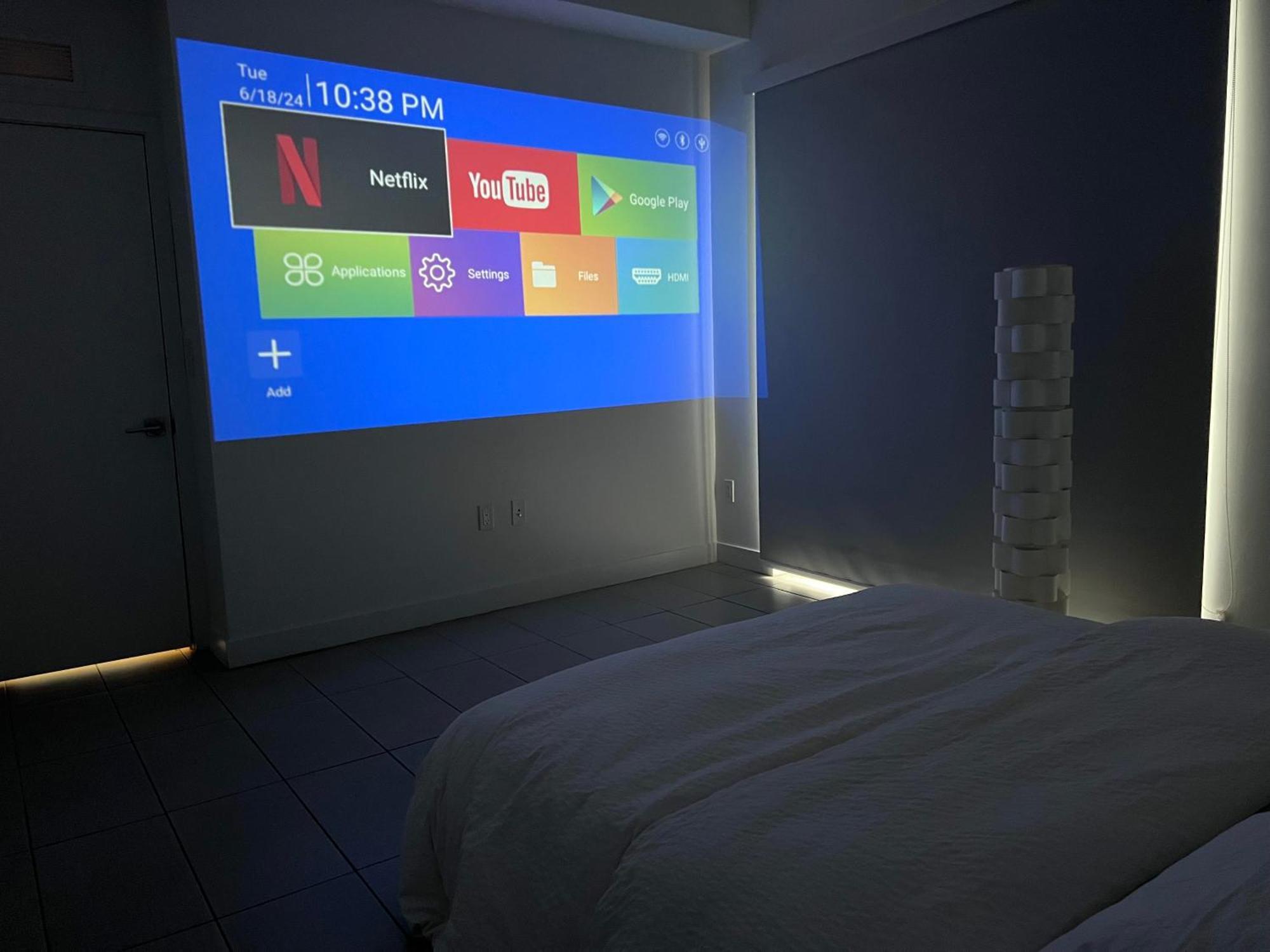 Master Bed Room In Calle Ocho Miami Eksteriør billede